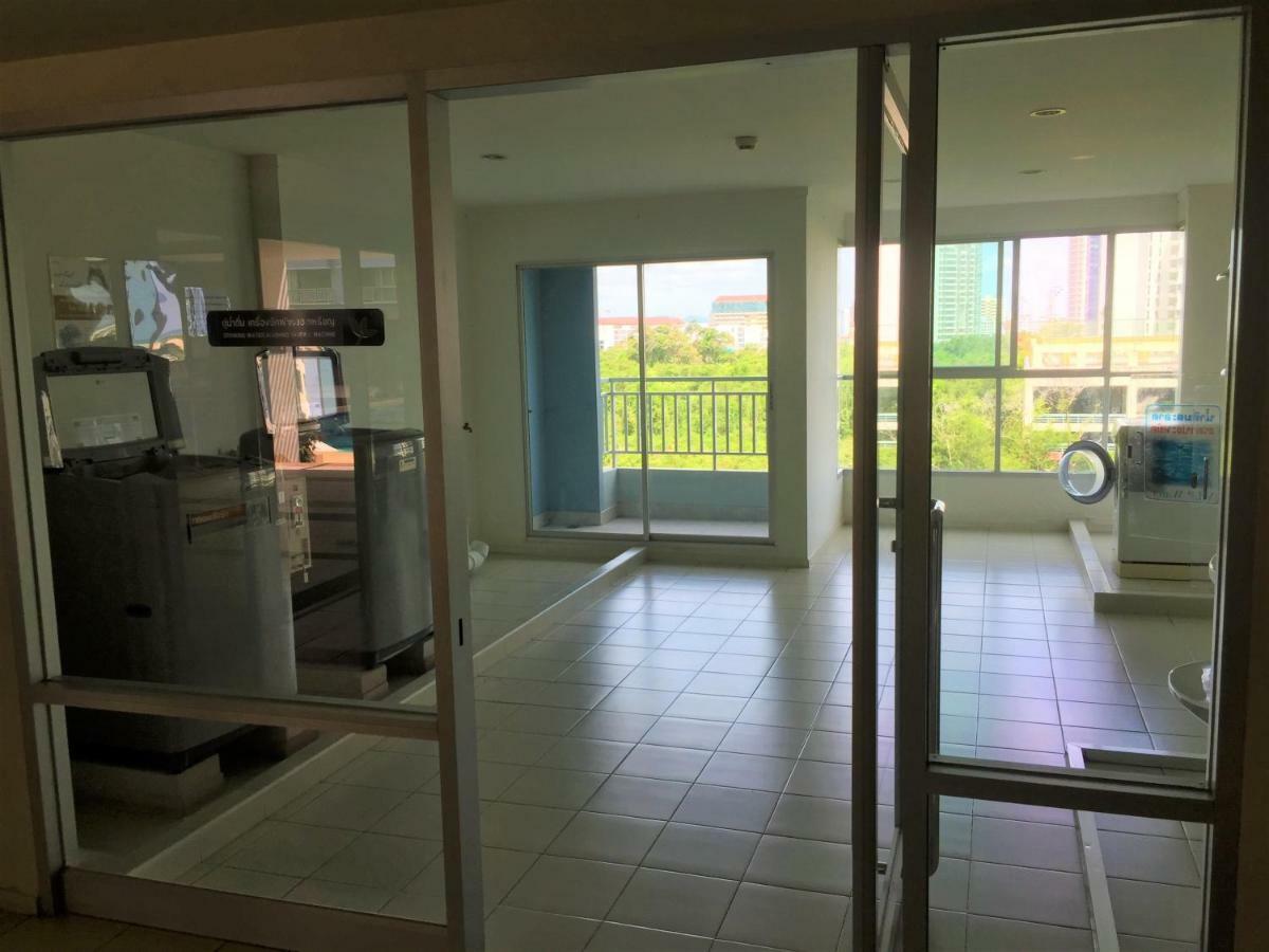 Cosy Lumpini Beachfront One Bedroom Jomtein Csomtien-part Kültér fotó