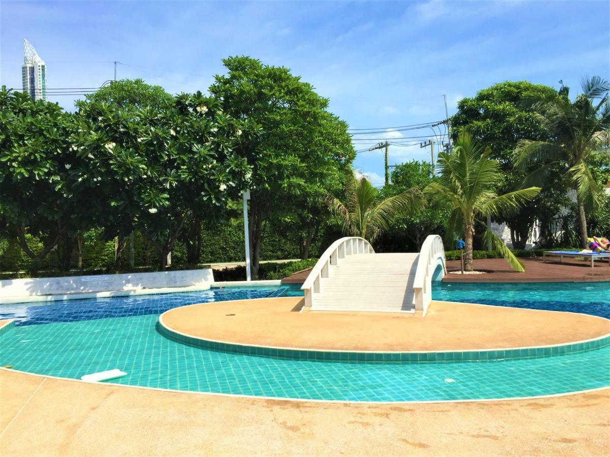 Cosy Lumpini Beachfront One Bedroom Jomtein Csomtien-part Kültér fotó